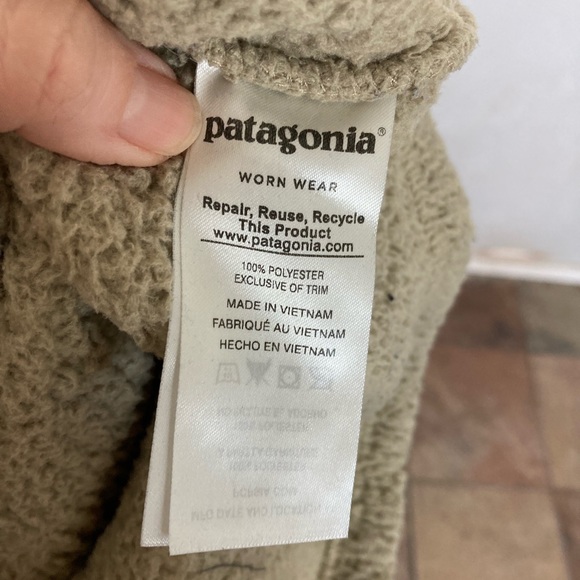 Patagonia tan teddy bear pullover medium - Picture 5 of 5